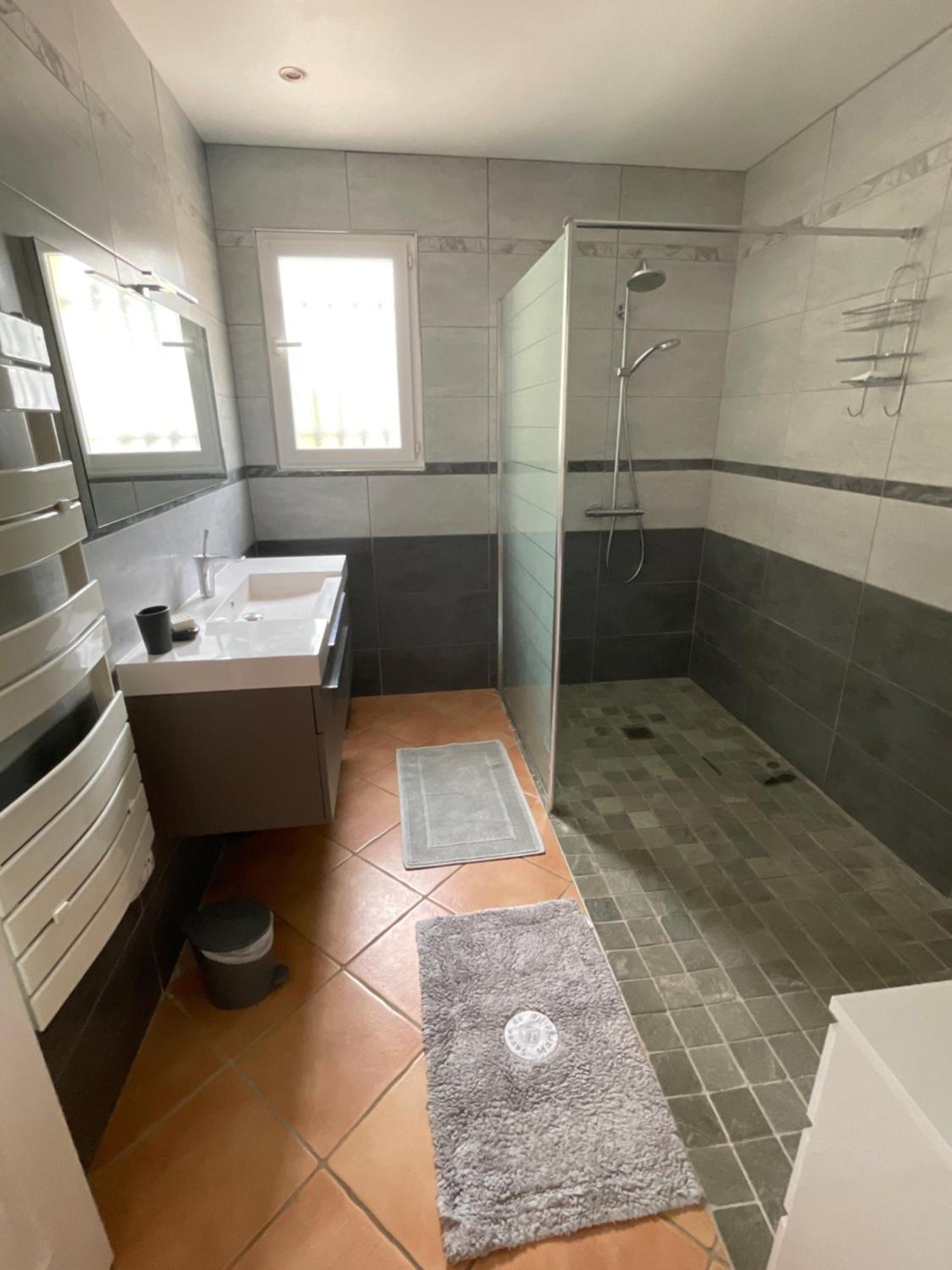 Villa Raphael Régusse Esterno foto
